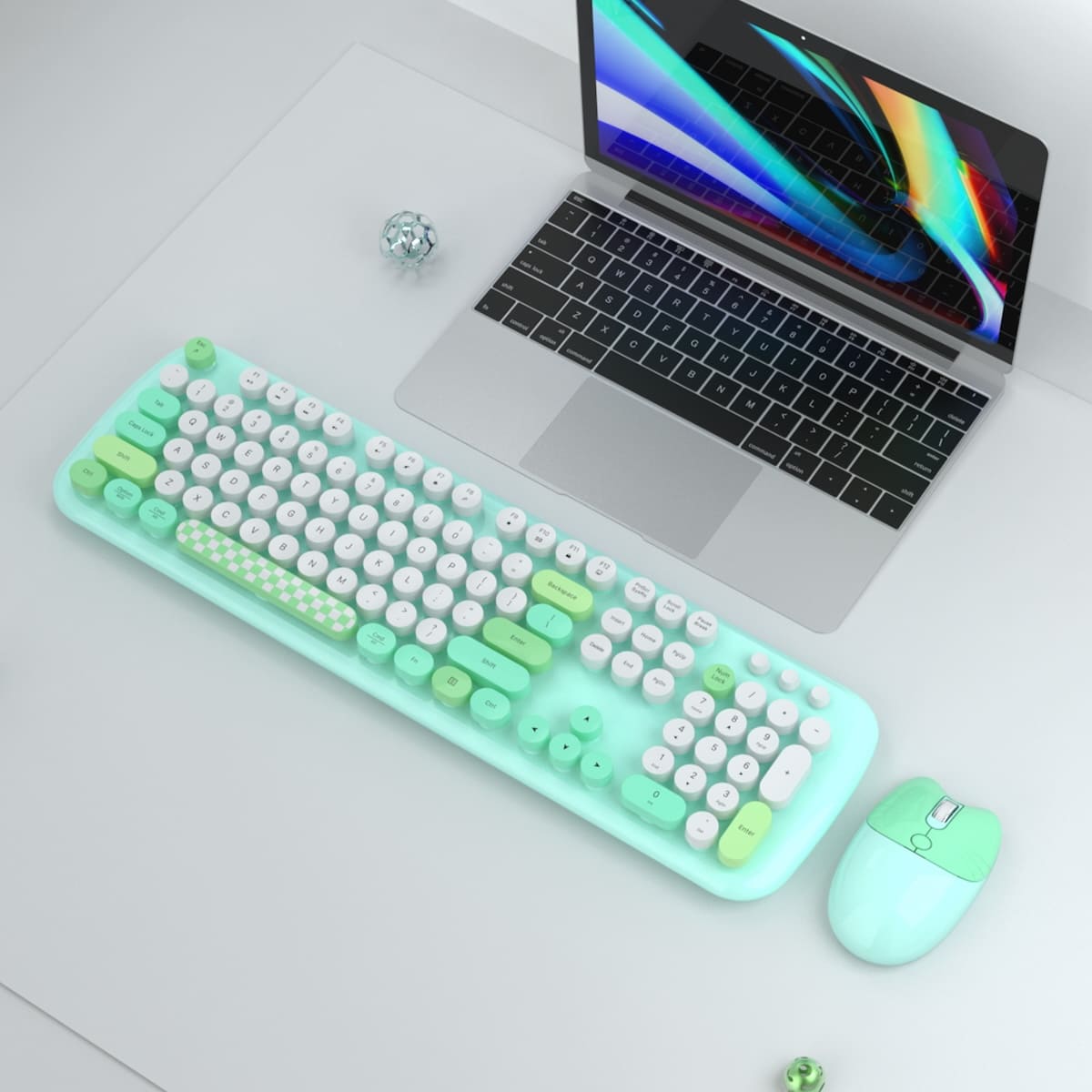 Set aus kabelloser Tastatur und Maus, Farbe grün